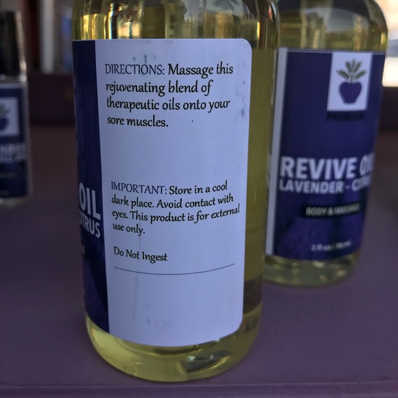Revive Massage oil Lavender Citrus - Picture 2 of 3